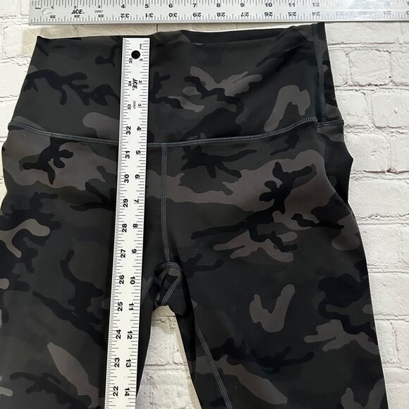 Zyia leggings size 4 - Picture 5 of 5
